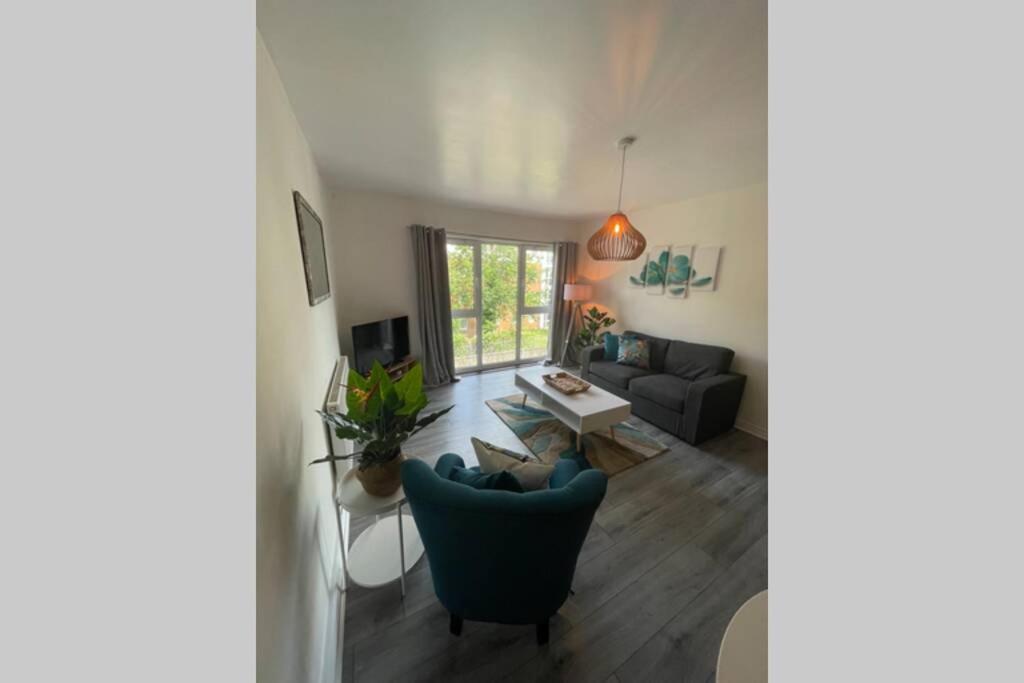 27 Lock Keepers Court By Mia Living Spacious 2 Bedroom Apartment With Free Parking Cardiff Esterno foto